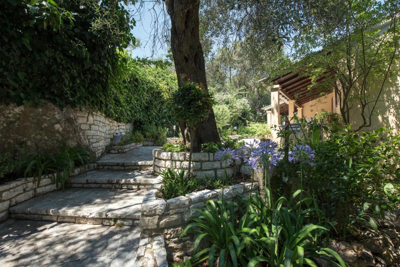 Villa Lofos Kassiopi Exterior photo