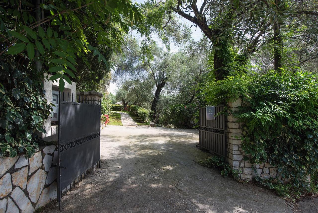 Villa Lofos Kassiopi Exterior photo