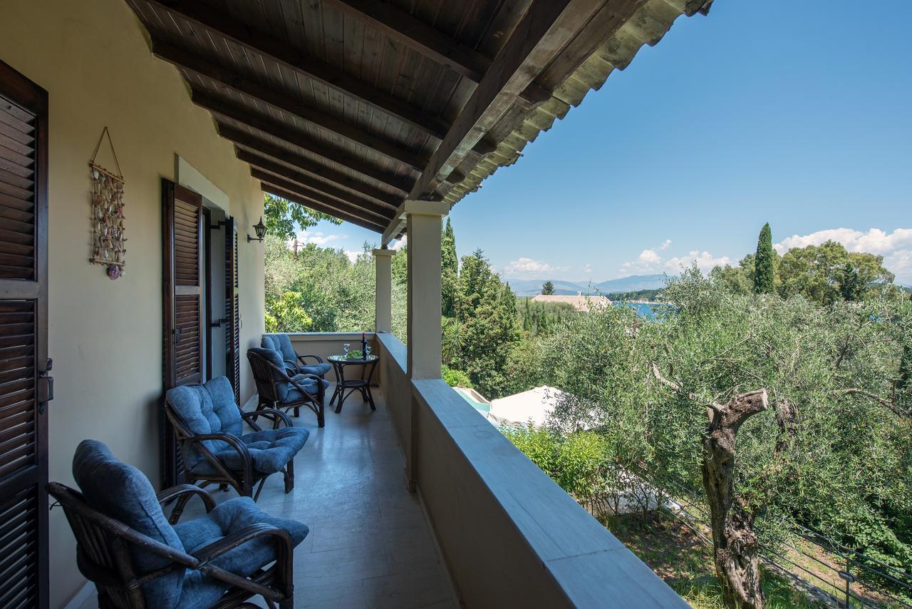 Villa Lofos Kassiopi Exterior photo